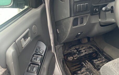 Isuzu Rodeo II, 2002 год, 400 000 рублей, 9 фотография