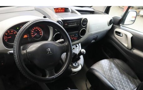 Peugeot Partner II рестайлинг 2, 2013 год, 730 100 рублей, 6 фотография