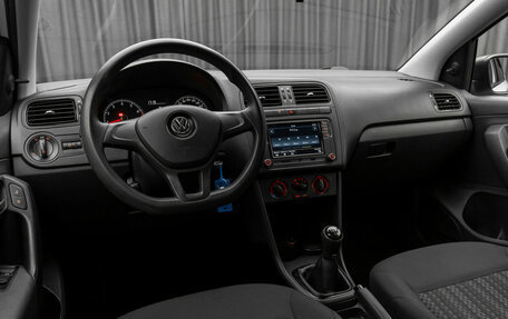 Volkswagen Polo VI (EU Market), 2017 год, 880 000 рублей, 9 фотография