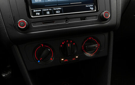 Volkswagen Polo VI (EU Market), 2017 год, 880 000 рублей, 22 фотография