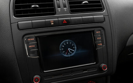 Volkswagen Polo VI (EU Market), 2017 год, 880 000 рублей, 20 фотография