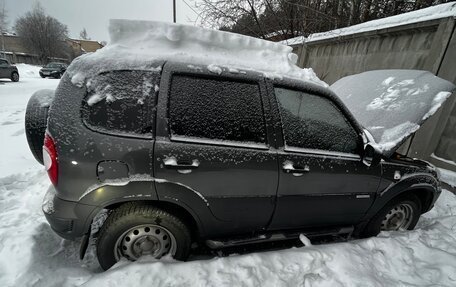 Chevrolet Niva I рестайлинг, 2011 год, 350 000 рублей, 3 фотография