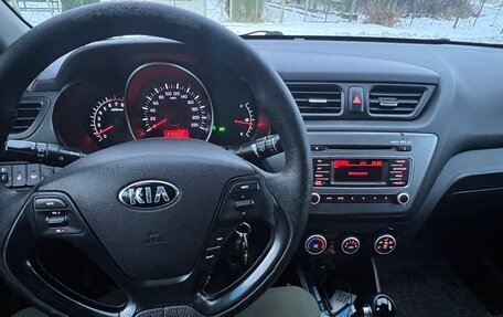 KIA Rio III рестайлинг, 2017 год, 1 000 000 рублей, 5 фотография