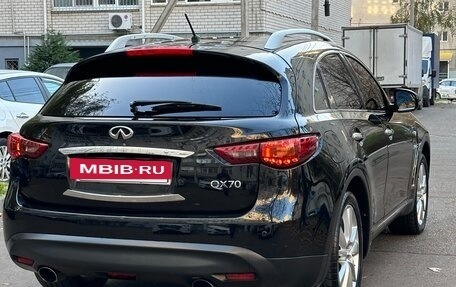 Infiniti QX70, 2014 год, 2 500 000 рублей, 8 фотография