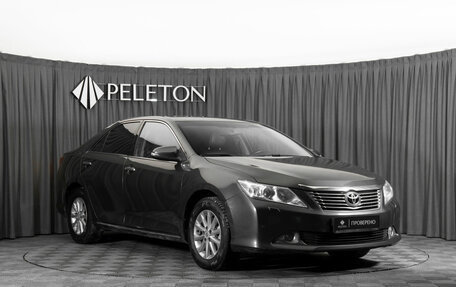 Toyota Camry, 2012 год, 1 580 000 рублей, 2 фотография
