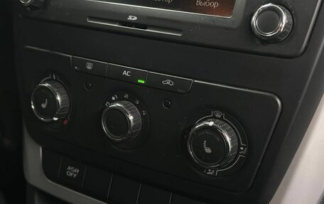 Skoda Yeti I рестайлинг, 2011 год, 899 900 рублей, 9 фотография