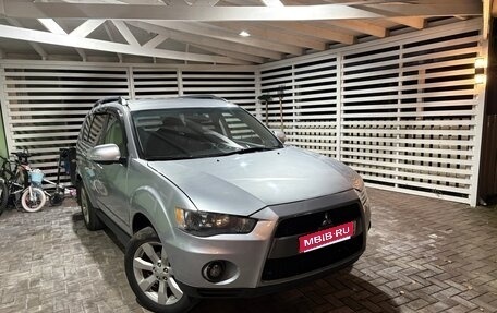 Mitsubishi Outlander III рестайлинг 3, 2012 год, 1 250 000 рублей, 1 фотография