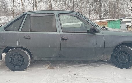 Daewoo Nexia I рестайлинг, 1998 год, 100 000 рублей, 6 фотография