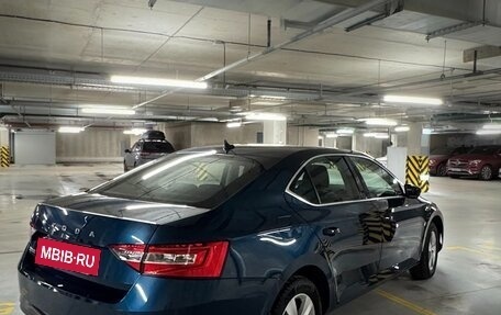 Skoda Superb III рестайлинг, 2021 год, 2 900 000 рублей, 6 фотография