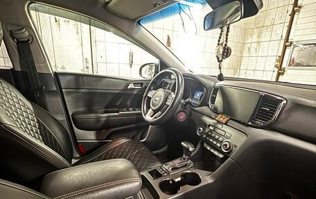 KIA Sportage IV рестайлинг, 2018 год, 2 500 000 рублей, 9 фотография