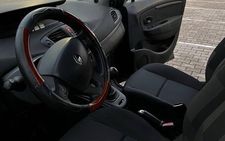 Renault Scenic III, 2009 год, 670 000 рублей, 6 фотография