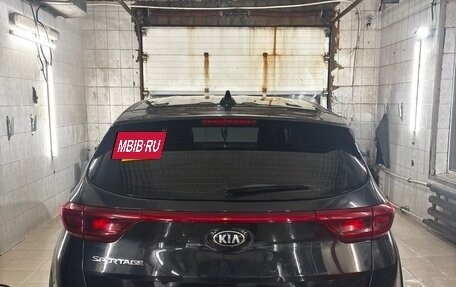 KIA Sportage IV рестайлинг, 2018 год, 2 500 000 рублей, 2 фотография