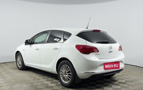 Opel Astra J, 2013 год, 723 200 рублей, 2 фотография