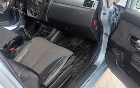 Nissan Tiida, 2011 год, 700 000 рублей, 2 фотография