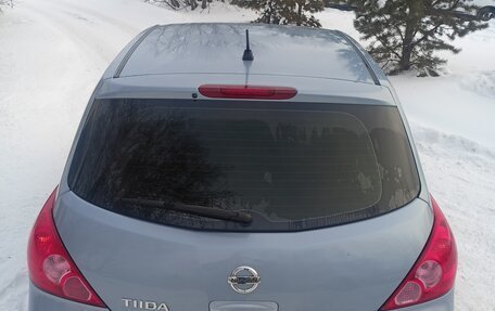 Nissan Tiida, 2011 год, 700 000 рублей, 10 фотография