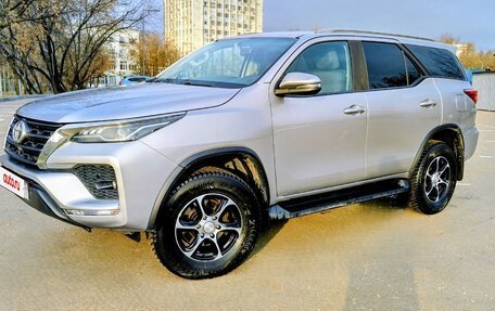 Toyota Fortuner II, 2020 год, 4 150 000 рублей, 3 фотография
