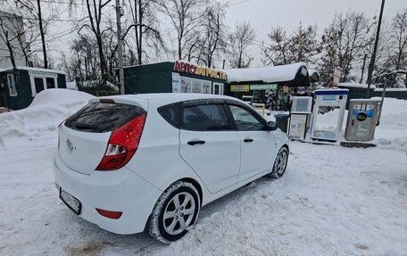 Hyundai Solaris II рестайлинг, 2012 год, 628 000 рублей, 5 фотография