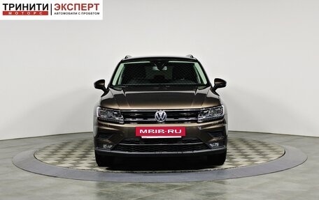 Volkswagen Tiguan II, 2020 год, 2 647 000 рублей, 2 фотография