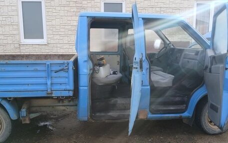 Volkswagen Transporter T4, 1993 год, 420 000 рублей, 6 фотография