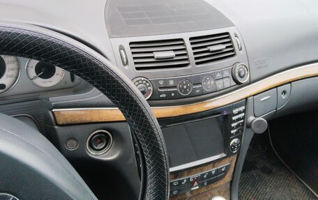 Mercedes-Benz E-Класс, 2005 год, 900 000 рублей, 10 фотография