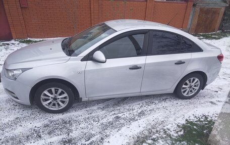 Chevrolet Cruze II, 2012 год, 780 000 рублей, 3 фотография