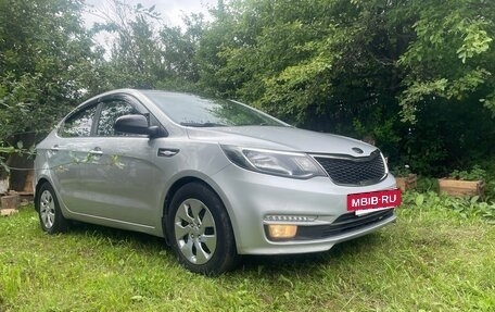 KIA Rio III рестайлинг, 2015 год, 850 000 рублей, 2 фотография