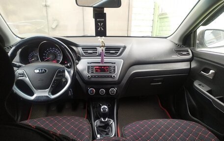 KIA Rio III рестайлинг, 2015 год, 850 000 рублей, 12 фотография