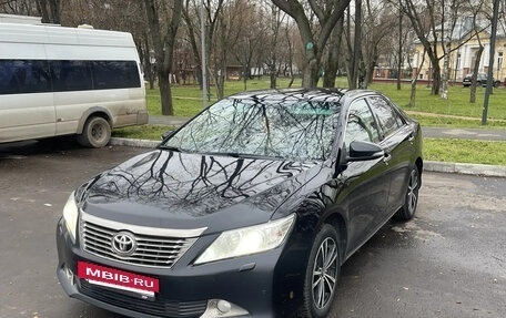 Toyota Camry, 2014 год, 1 850 000 рублей, 2 фотография