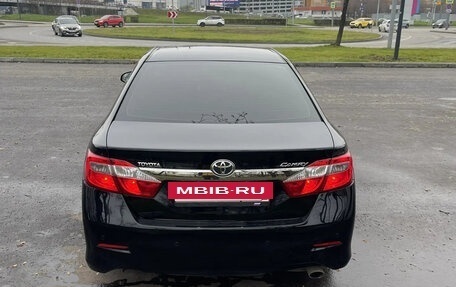 Toyota Camry, 2014 год, 1 850 000 рублей, 5 фотография