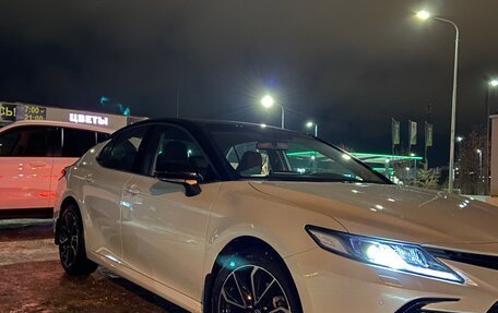 Toyota Camry, 2021 год, 3 500 000 рублей, 8 фотография