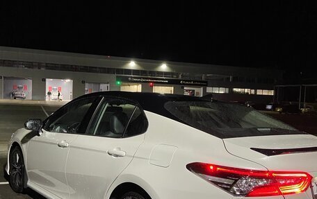 Toyota Camry, 2021 год, 3 500 000 рублей, 6 фотография