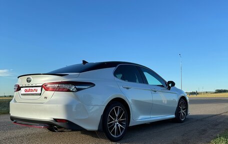 Toyota Camry, 2021 год, 3 500 000 рублей, 12 фотография