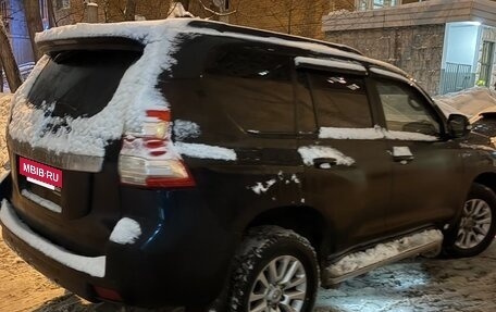 Toyota Land Cruiser Prado 150 рестайлинг 2, 2016 год, 3 800 000 рублей, 8 фотография