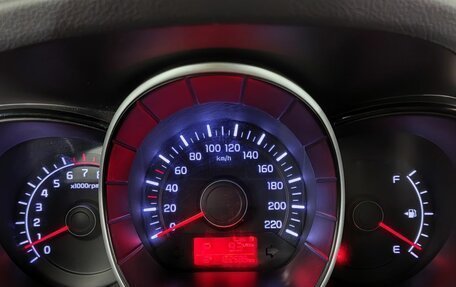 KIA Rio III рестайлинг, 2015 год, 1 099 000 рублей, 15 фотография