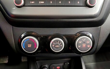 KIA Rio III рестайлинг, 2015 год, 1 099 000 рублей, 18 фотография