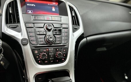 Opel Astra J, 2014 год, 920 000 рублей, 11 фотография