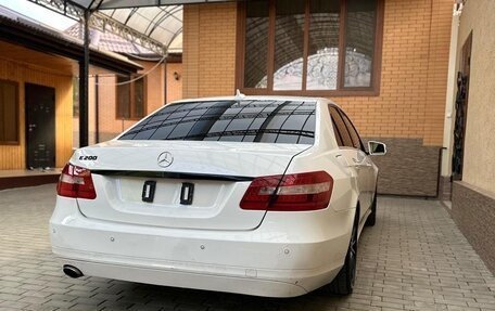 Mercedes-Benz E-Класс, 2012 год, 980 000 рублей, 6 фотография