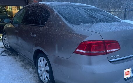 Volkswagen Passat B7, 2011 год, 860 000 рублей, 1 фотография