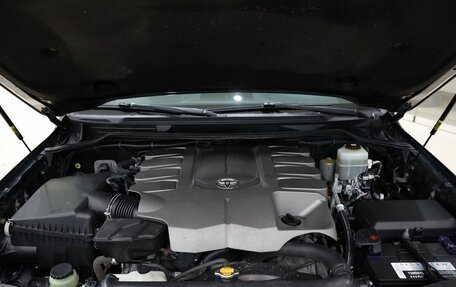 Toyota Land Cruiser 200, 2012 год, 4 190 000 рублей, 16 фотография