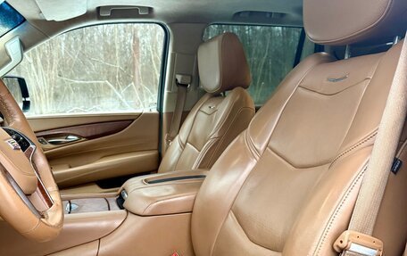 Cadillac Escalade IV, 2015 год, 4 000 000 рублей, 2 фотография