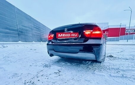 BMW 3 серия, 2008 год, 1 060 000 рублей, 17 фотография