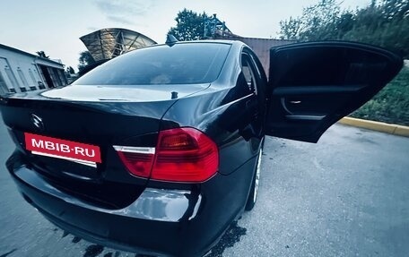 BMW 3 серия, 2008 год, 1 060 000 рублей, 28 фотография