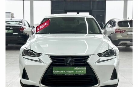 Lexus IS III, 2018 год, 2 525 000 рублей, 2 фотография