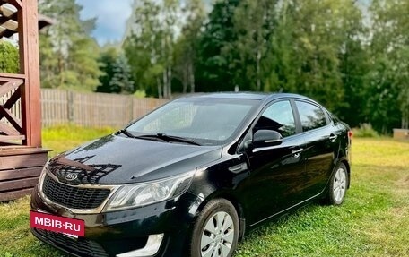 KIA Rio III рестайлинг, 2014 год, 999 999 рублей, 2 фотография