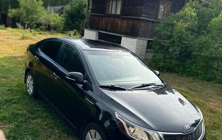 KIA Rio III рестайлинг, 2014 год, 999 999 рублей, 3 фотография