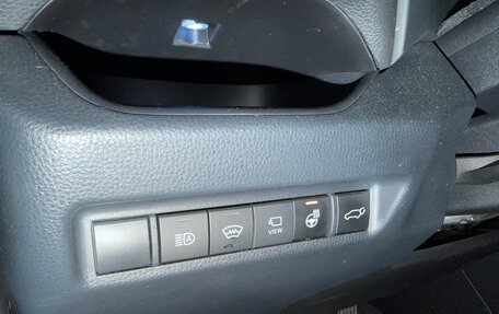 Toyota RAV4, 2022 год, 5 290 000 рублей, 13 фотография