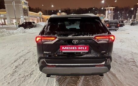 Toyota RAV4, 2022 год, 5 290 000 рублей, 5 фотография