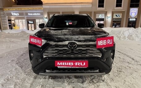 Toyota RAV4, 2022 год, 5 290 000 рублей, 2 фотография