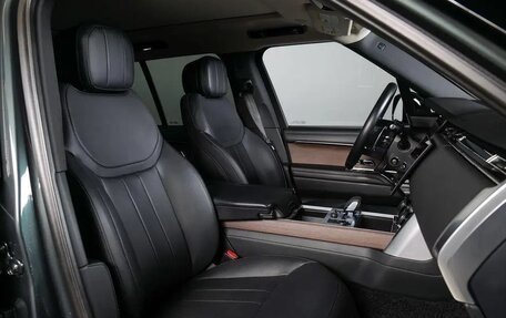 Land Rover Range Rover IV рестайлинг, 2022 год, 14 897 000 рублей, 5 фотография