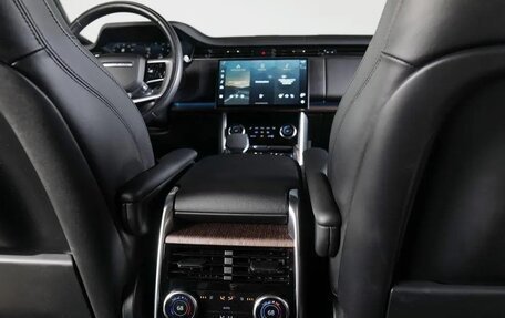 Land Rover Range Rover IV рестайлинг, 2022 год, 14 897 000 рублей, 11 фотография